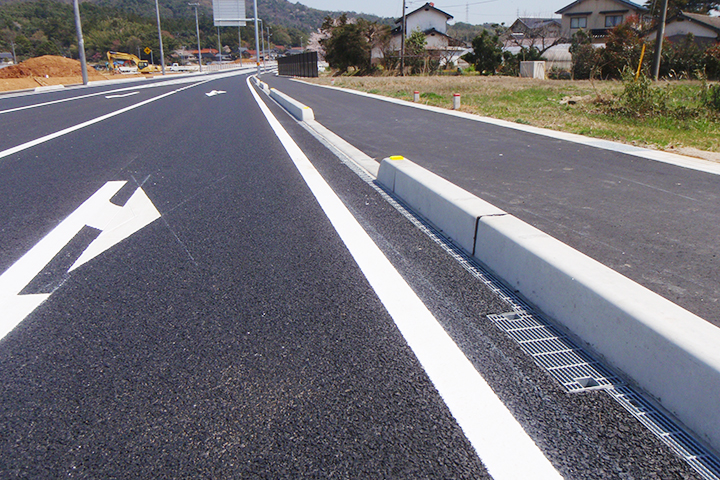 かんたん側溝 | イズコン